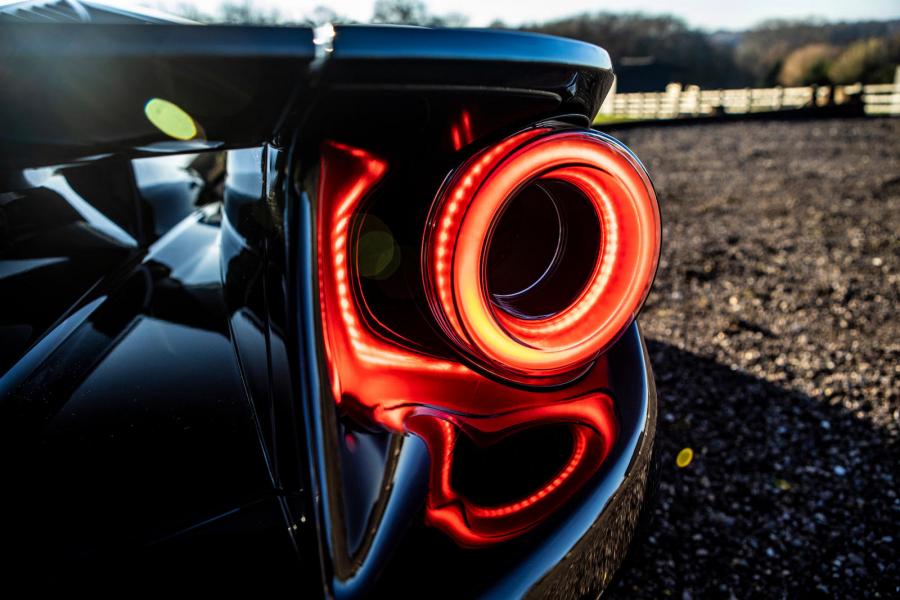 Детали экстерьера Ford GT (H121) 2018 года  (фото 71 из 85)